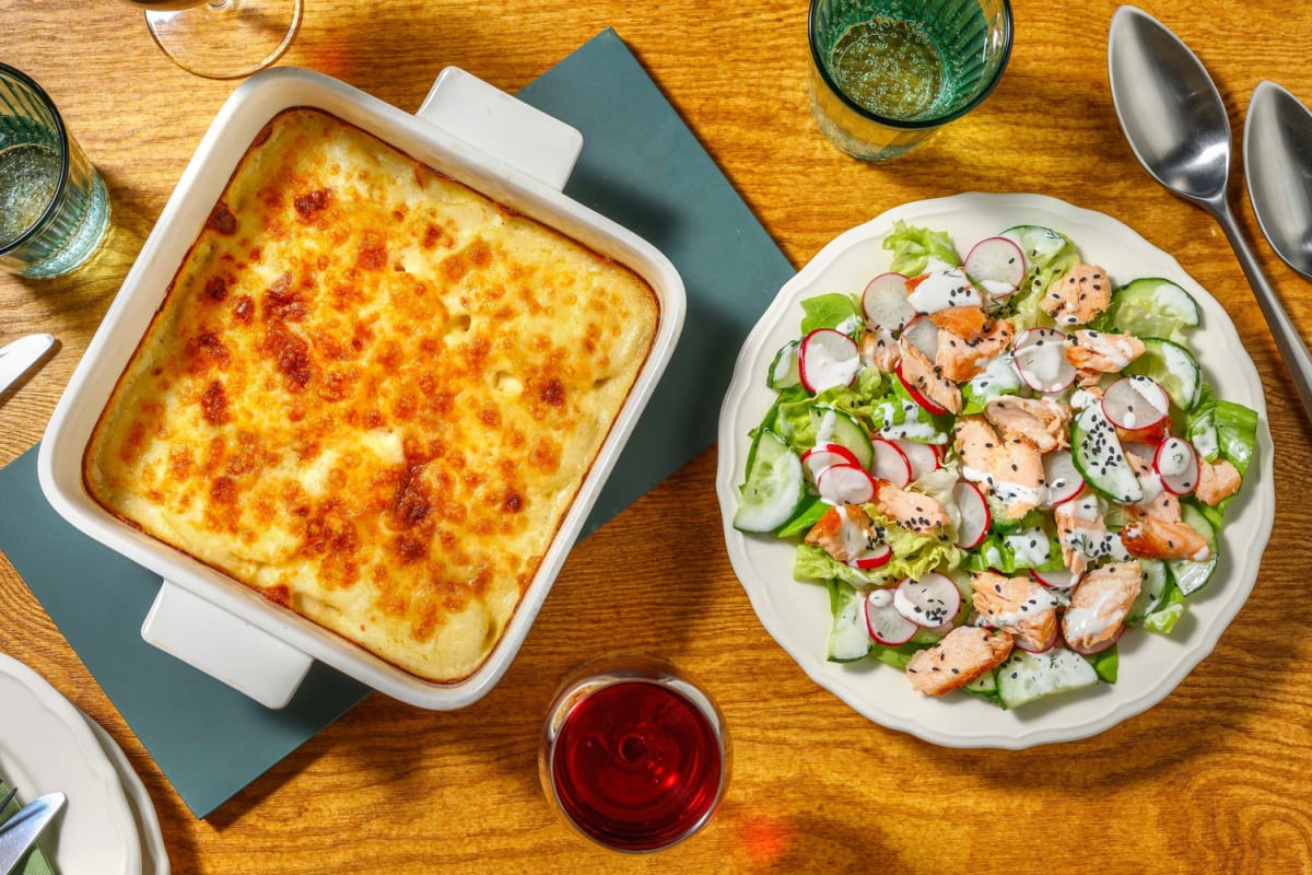 Warmgerookte zalmsalade met aardappelgratin