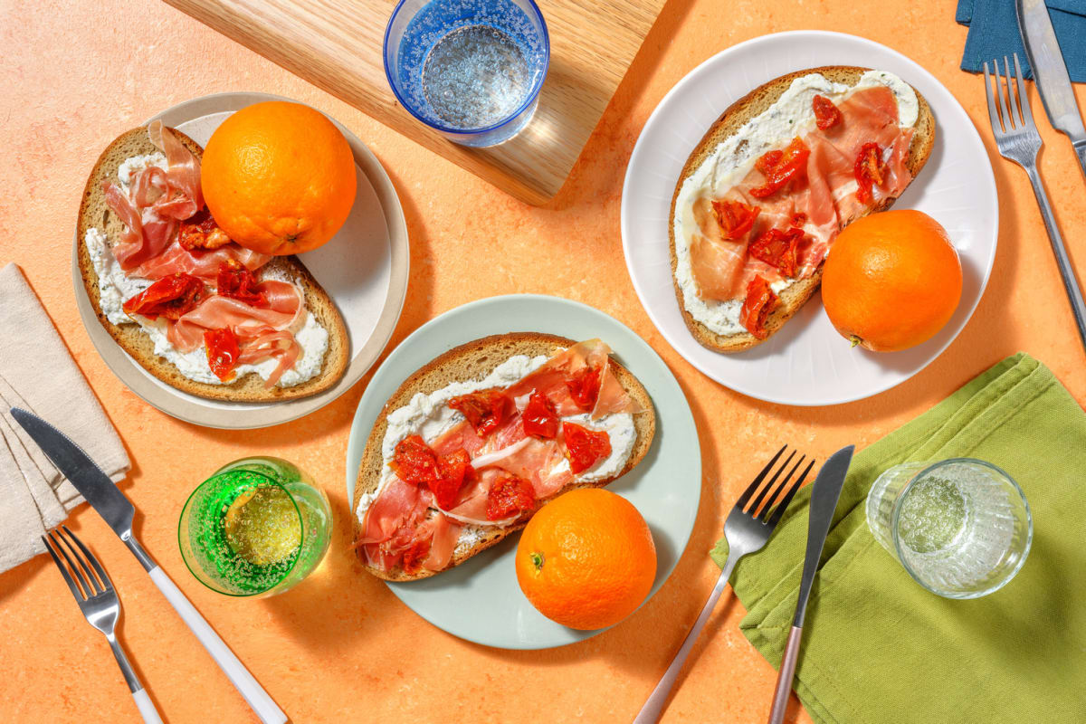 Petit-déjeuner : Tartines jambon sec & ricotta