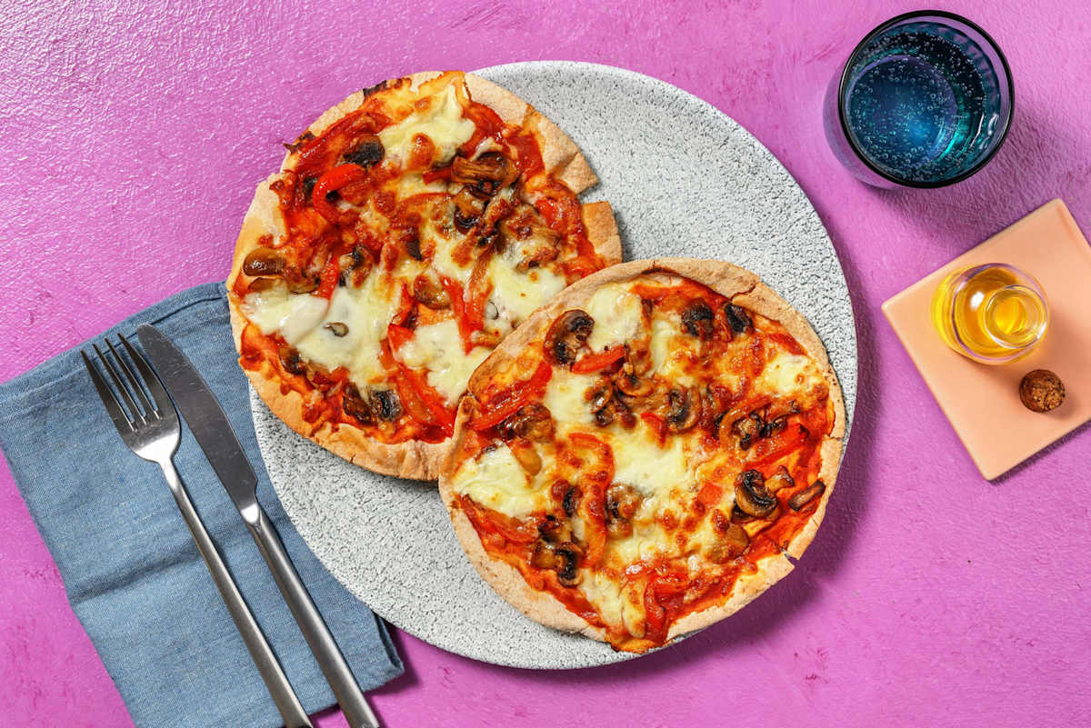 Flatbreadpizza's met champignons en paprika