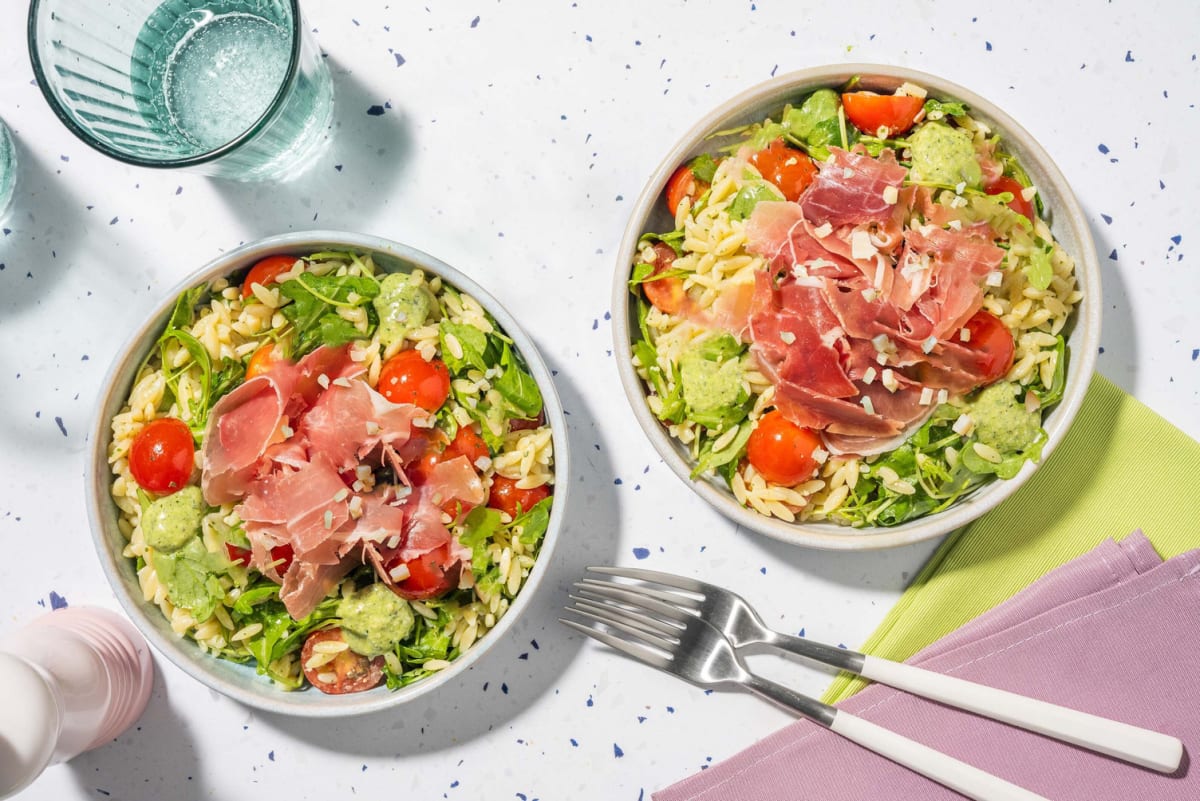 Italiensk prosciutto og orzosalat