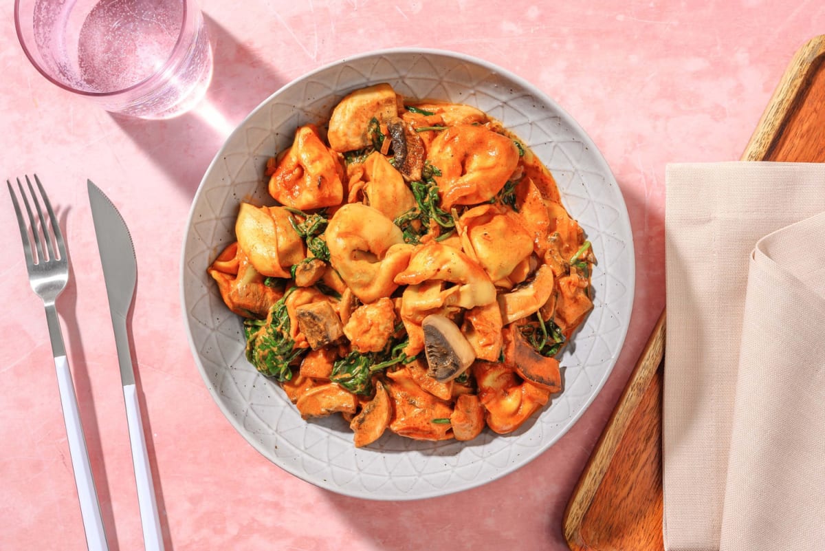 Tortelloni i kremet paprikasaus