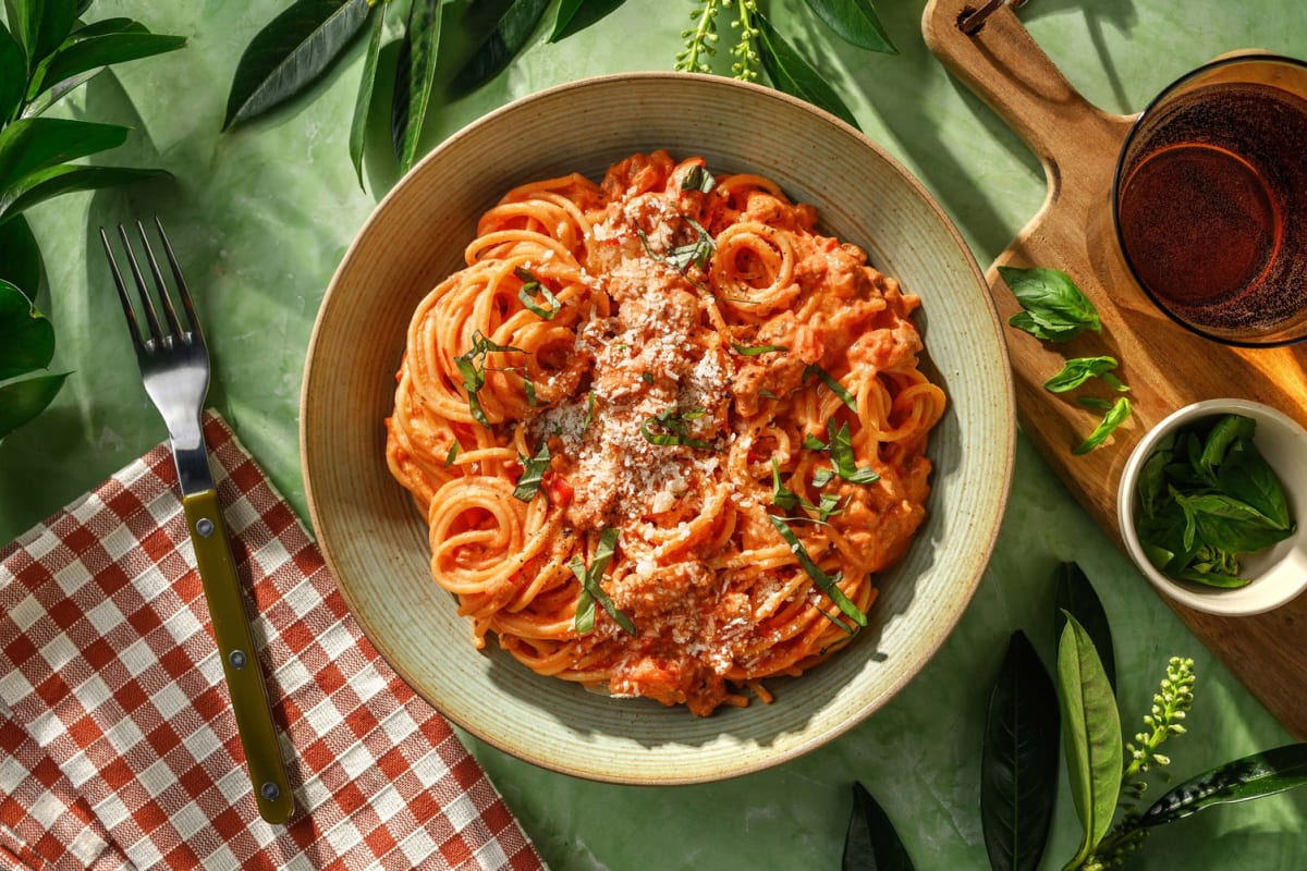 Les favoris du Petit Chaperon rouge : spaghetti à la sauce rouge