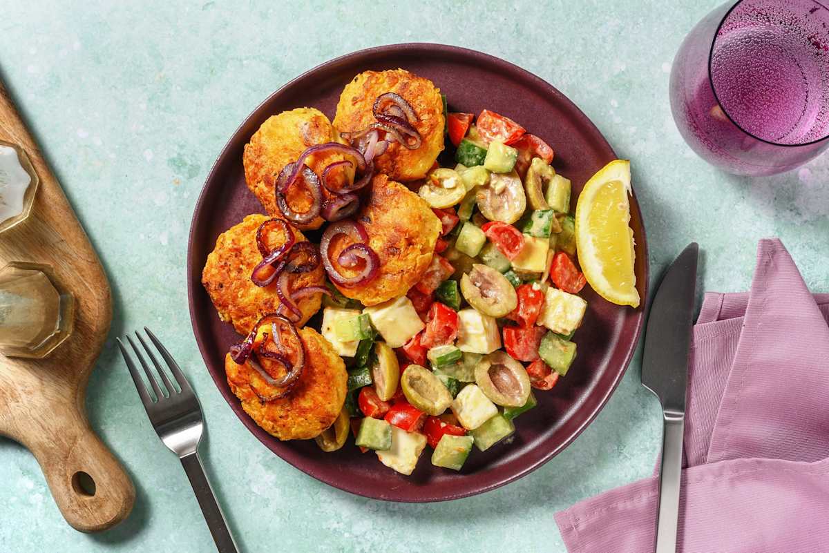 Frittelle di ceci e insalata di cetrioli
