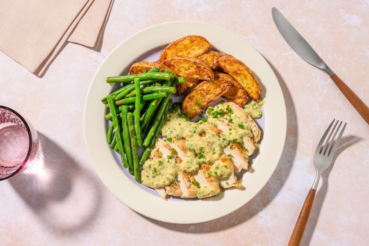 Poulet et sauce crémeuse à la ciboulette