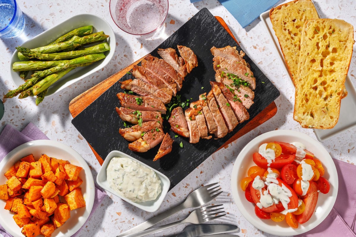 Plateau de steak et d'asperges