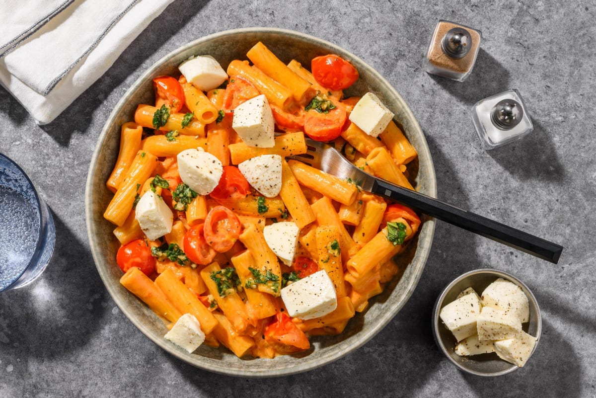 Rigatoni 'alla pomodoro' og frisk mozzarella