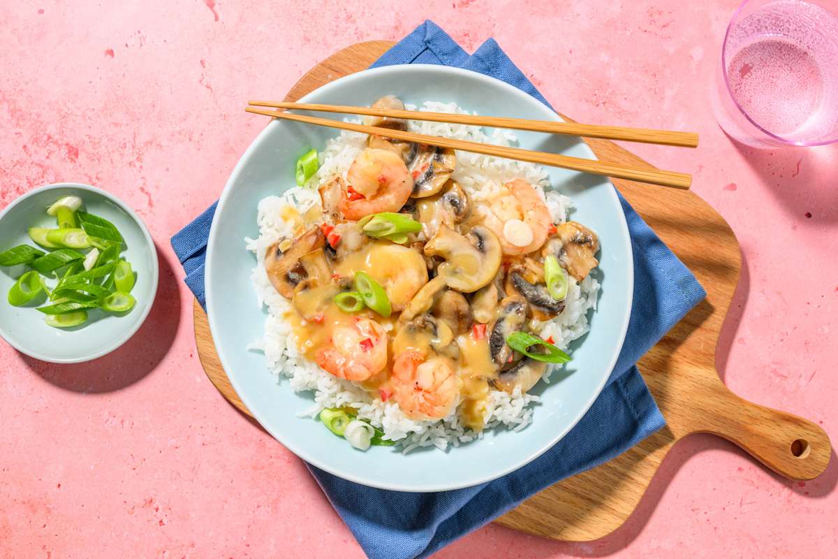 Umami Honey Prawns in Creamy Curry with Chicken
