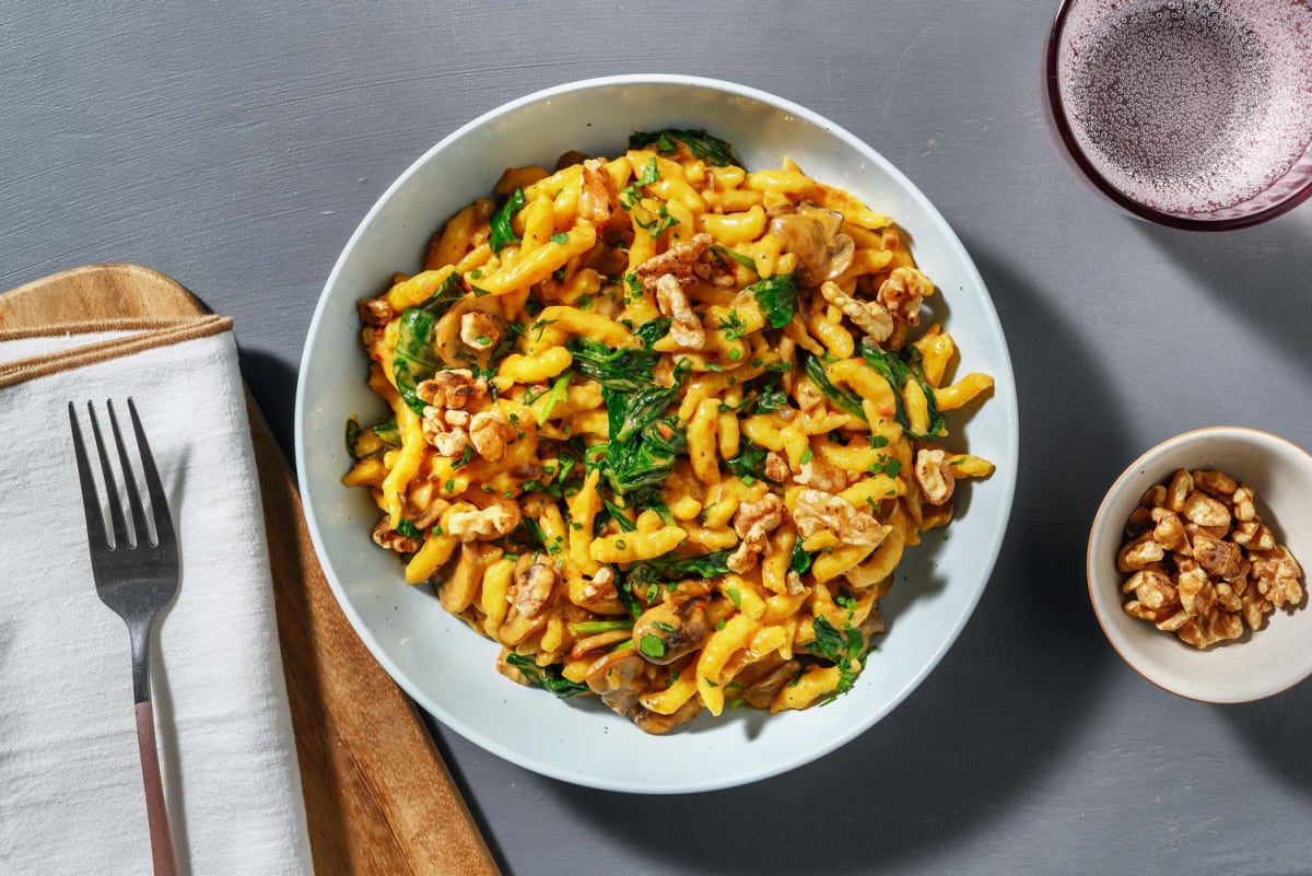 Babyspinat-Spätzle-Pfanne mit Champignons