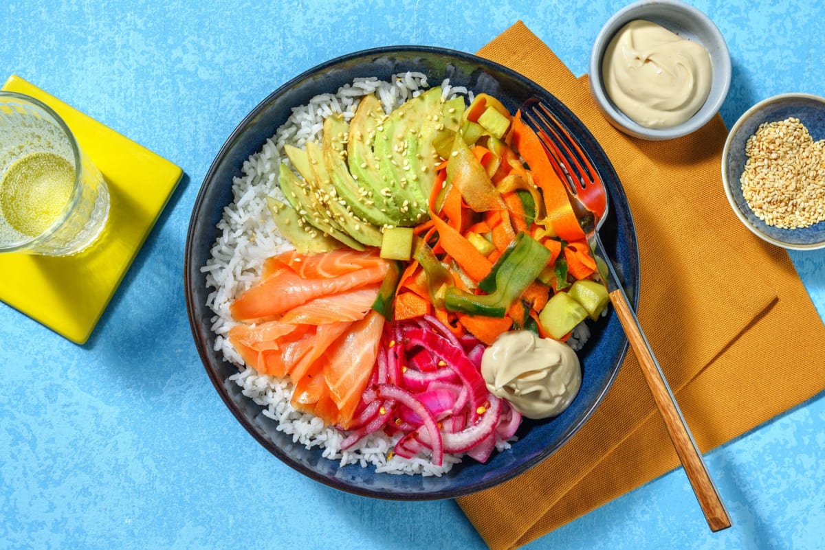 Smoked salmon sushi bowl