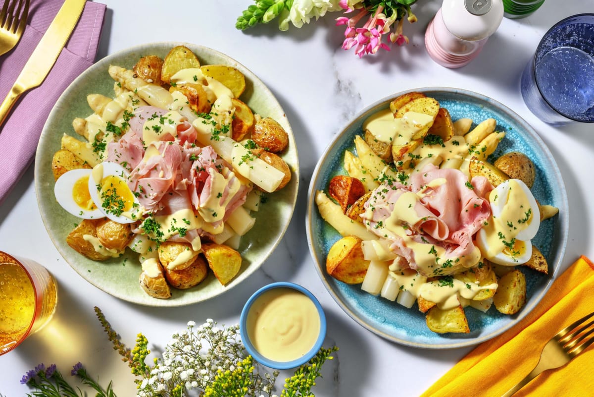 Asperges au jambon fumé et sauce hollandaise