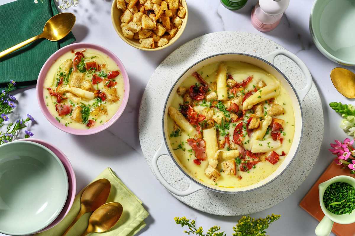 Velouté d'asperges au lard