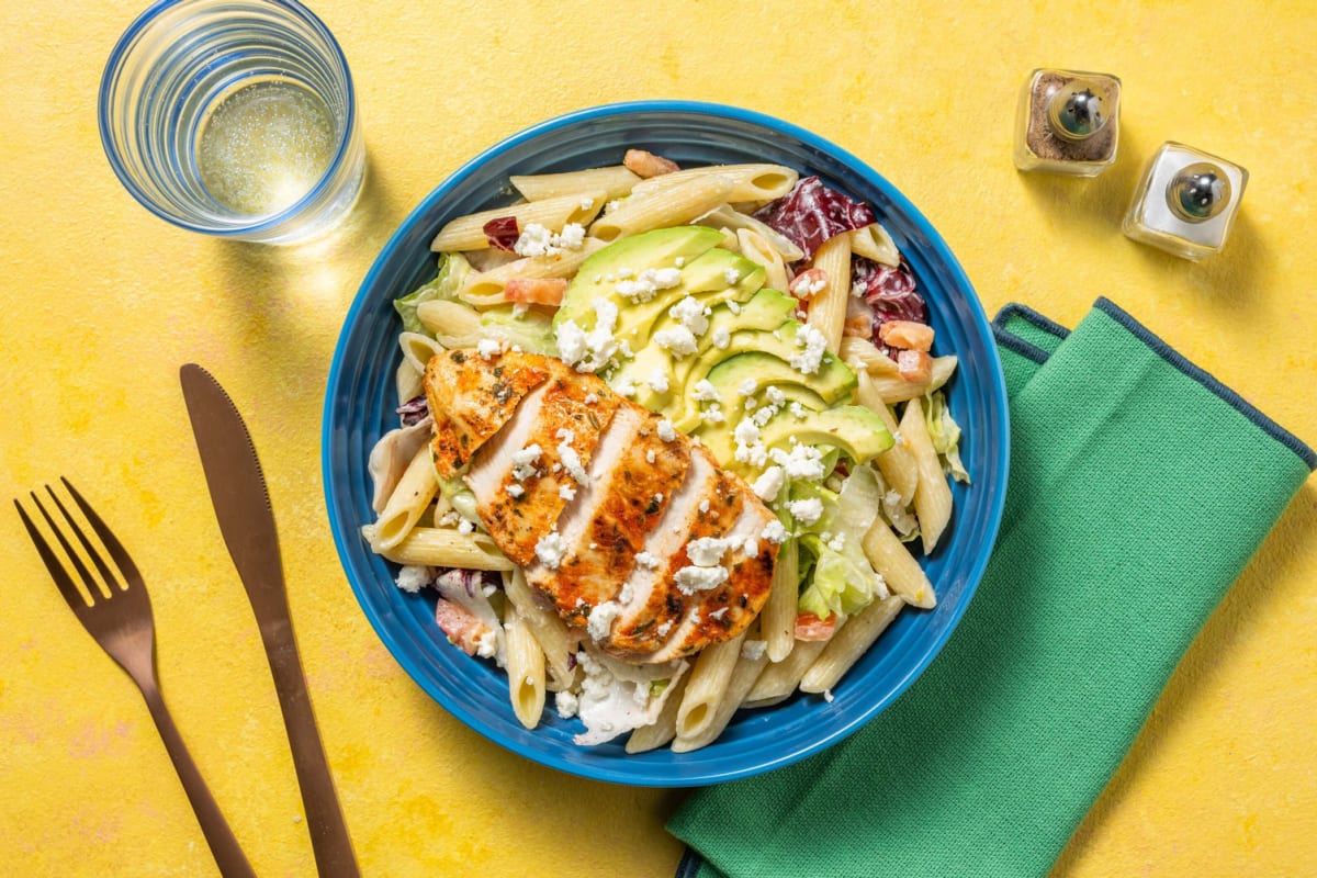 Salade de pâtes au poulet et avocat