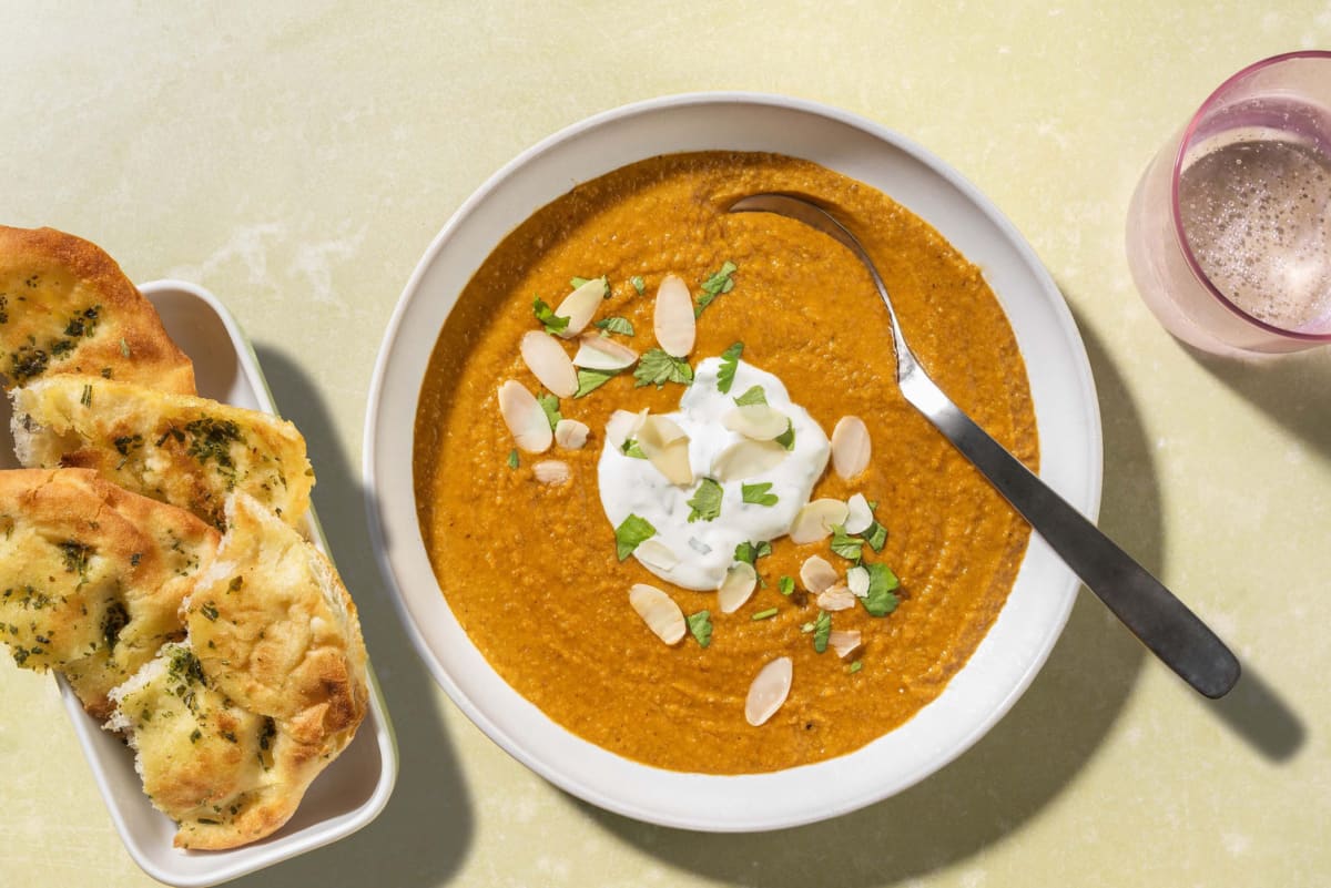 Soupe onctueuse de lentilles au garam masala et pain naan