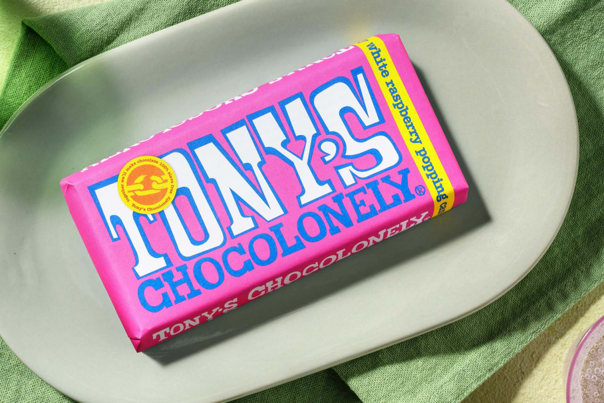 Tony's Chocolonely White Raspberry Popping Candy