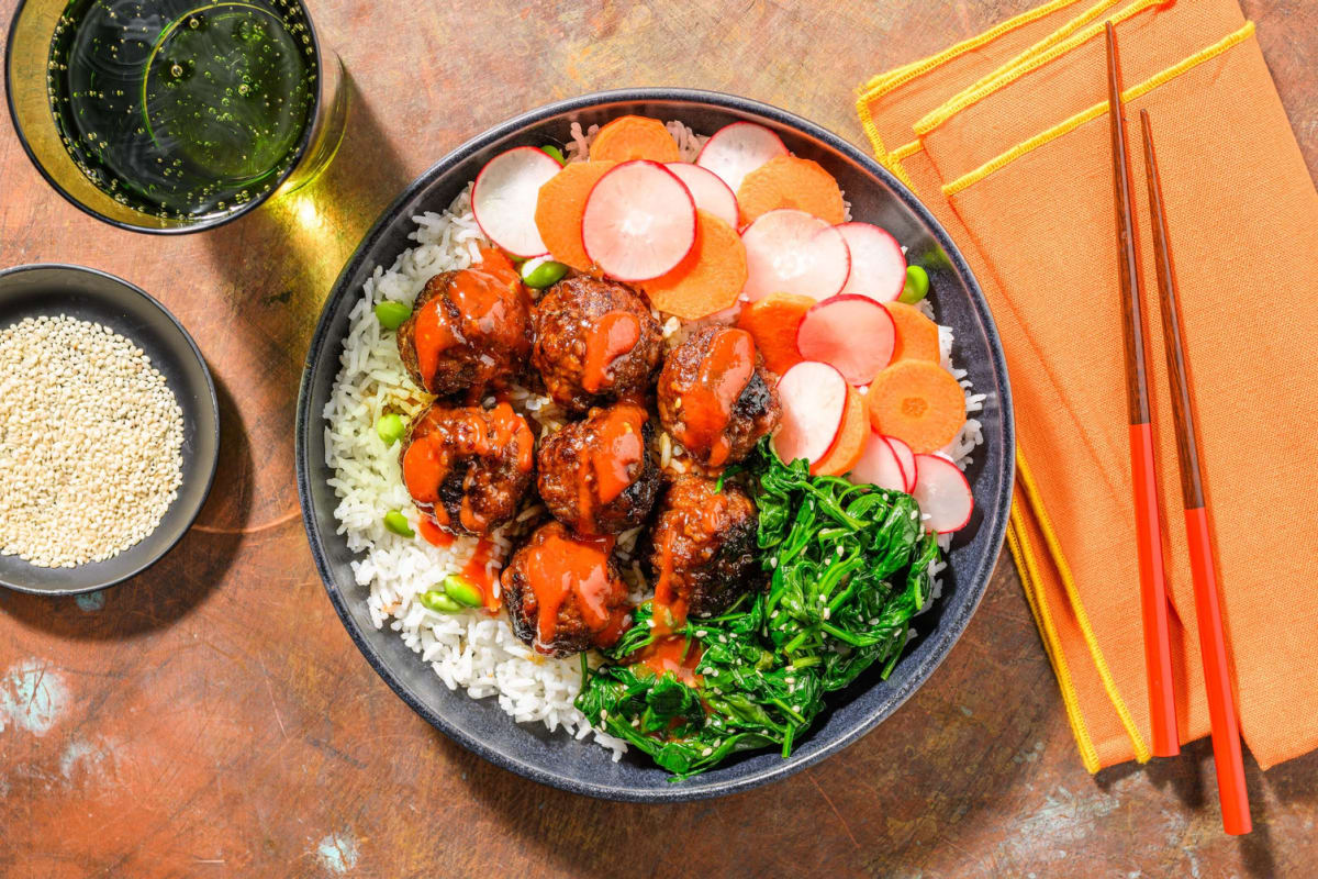 Bibimbap mit Bio-Rinderhackfleisch-Bällchen