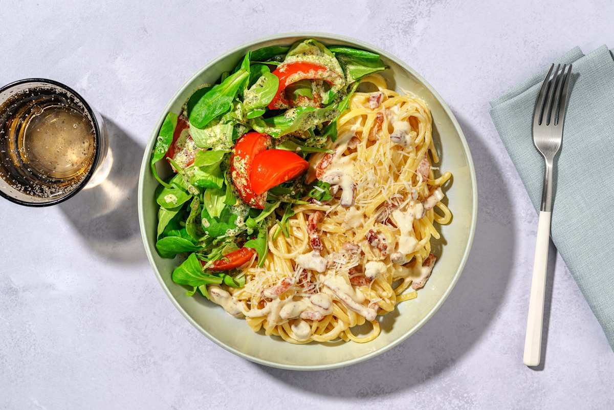 Linguine in roomsaus met spekjes en Parmigiano Reggiano