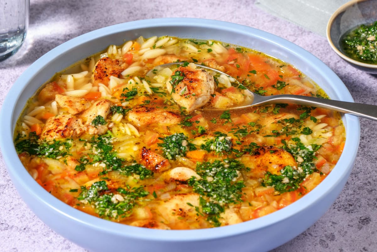 Stegt kylling i grøntsagsbouillon