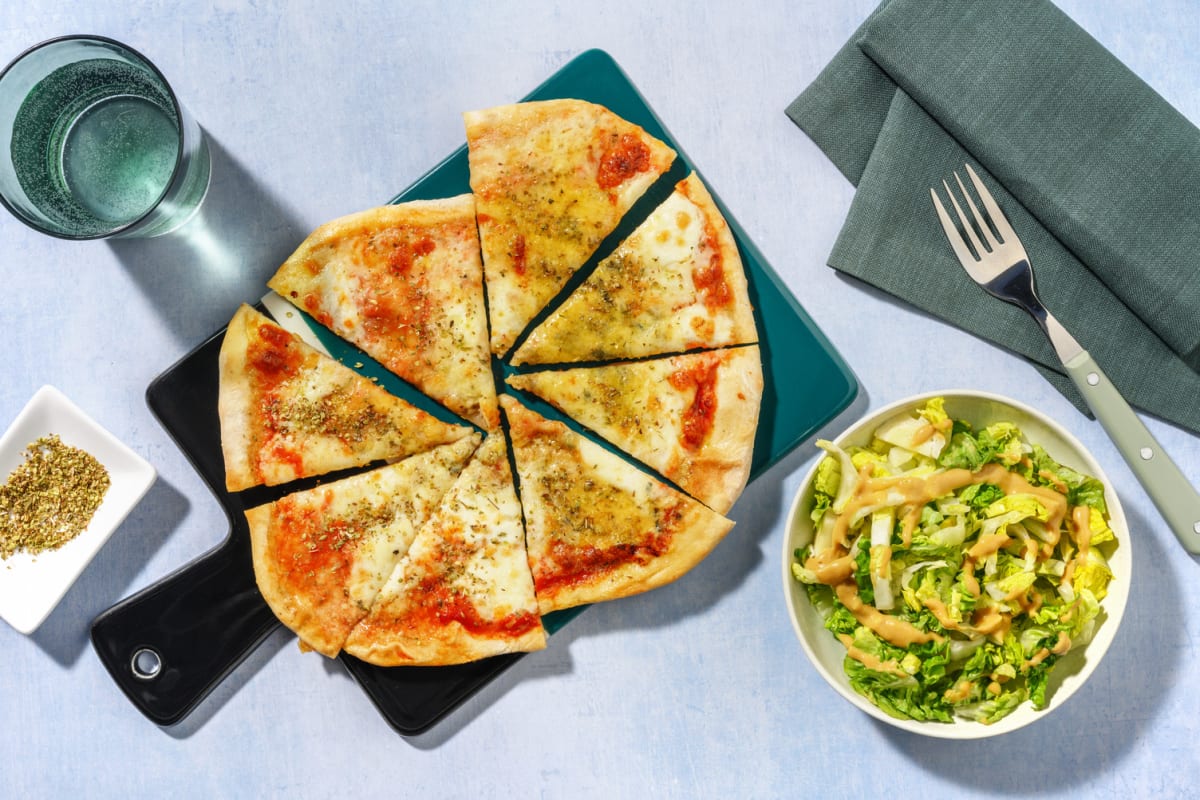 Pizza 3 fromages : mozza, bleu & râpé