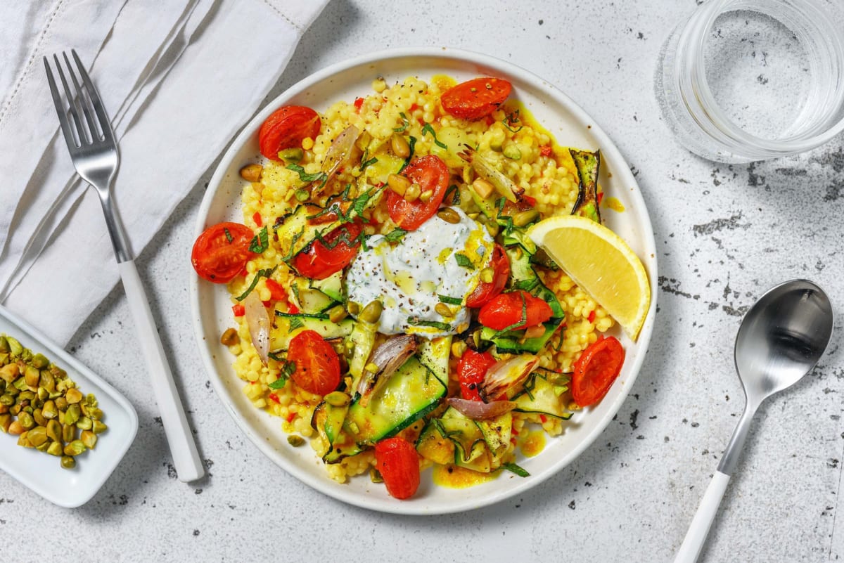 Courgette grillée, labneh & beurre au curcuma
