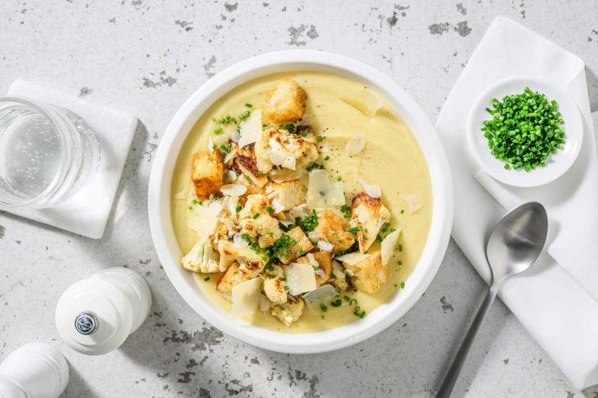 Velouté de chou-fleur & parmesan AOP