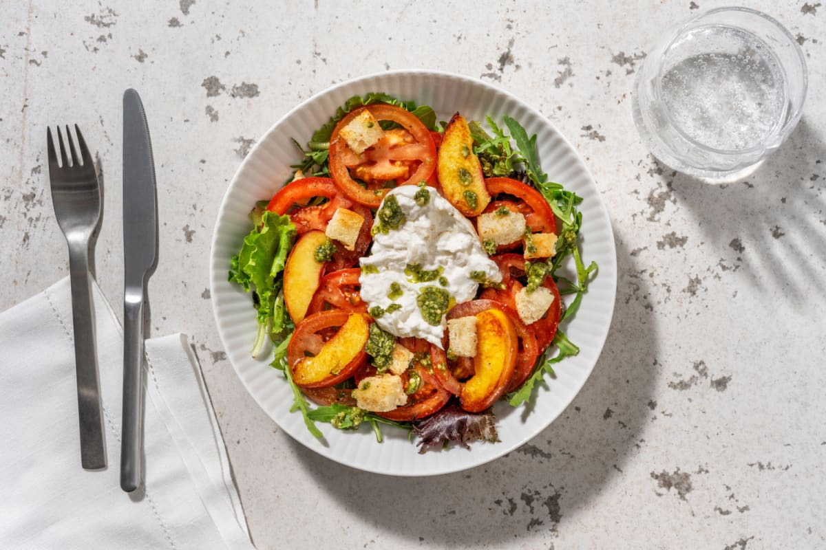 Salade légère nectarine, tomate & burrata