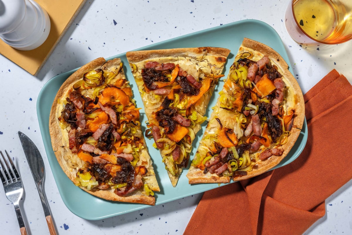 Flammkuchen met zuurkool en spekjes