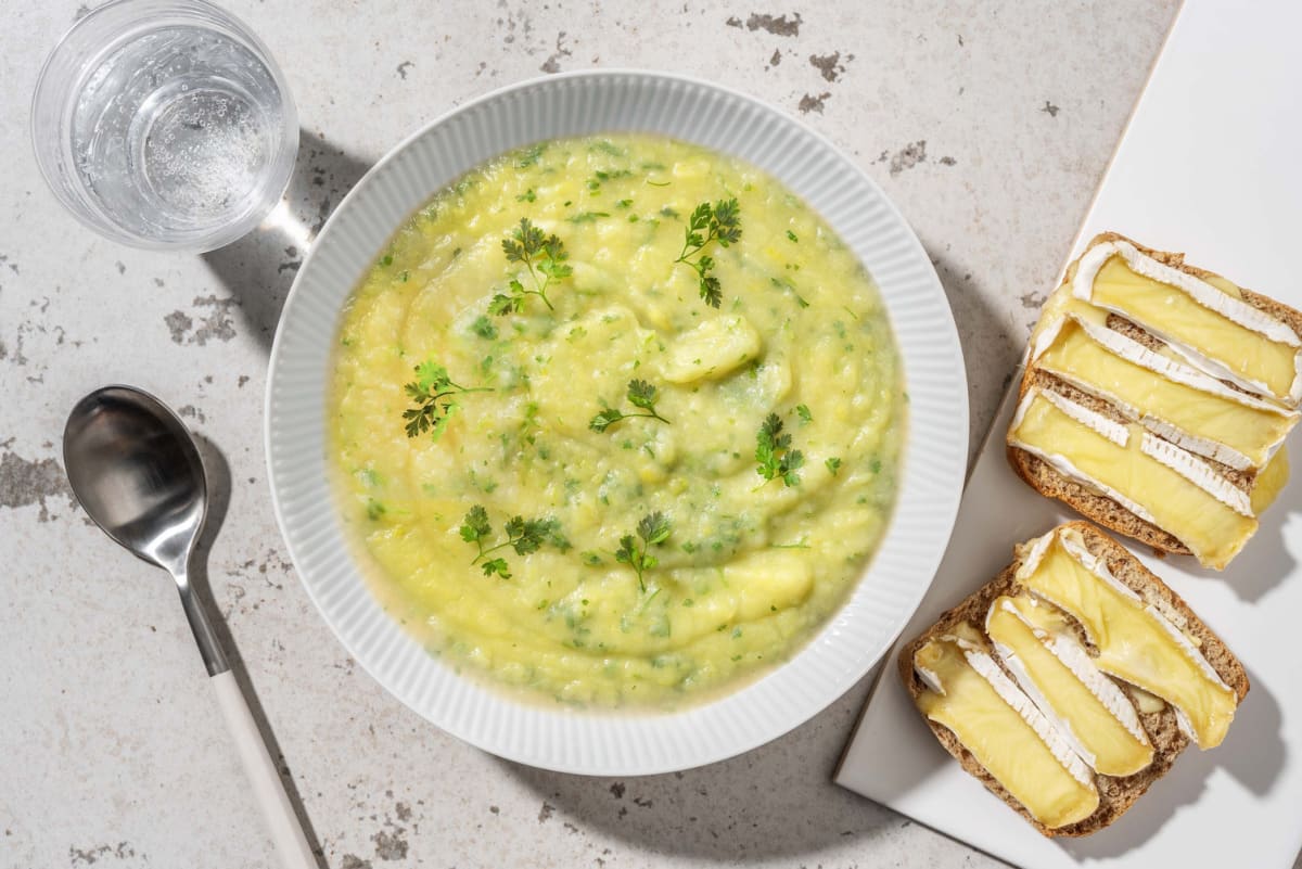 Soupe de pommes de terre & poireau au cerfeuil frais