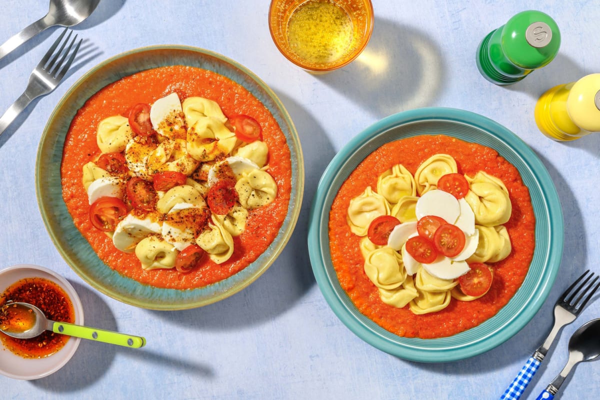 Tortellini-Vulkan in Tomaten-Lava