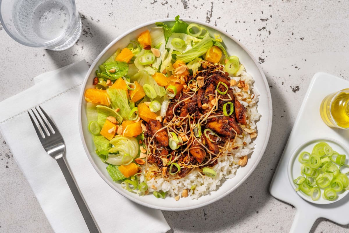 Salade de riz et émincés de steak végétarien en sauce teriyaki