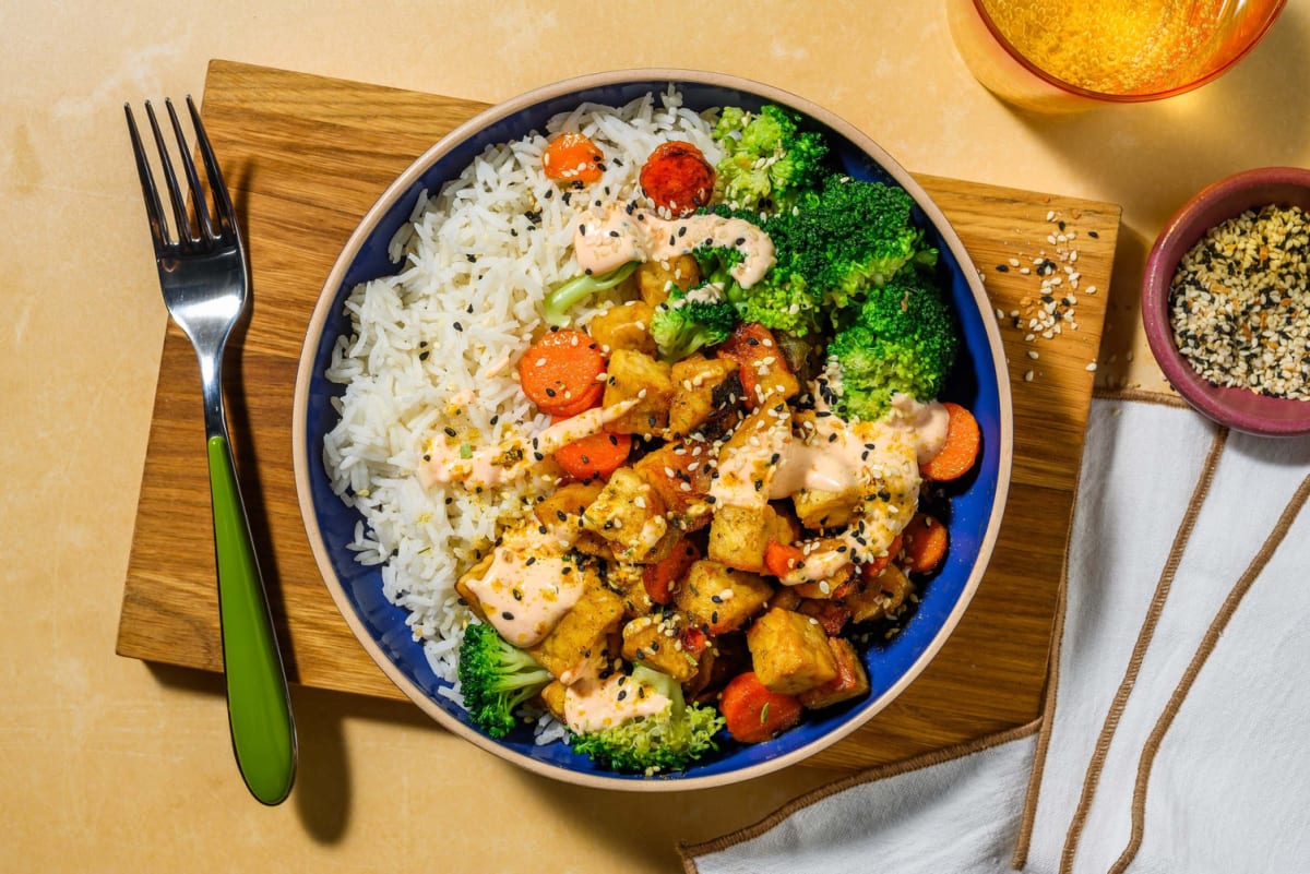 Bowl de tempeh glacé au miel et mayo à la sriracha