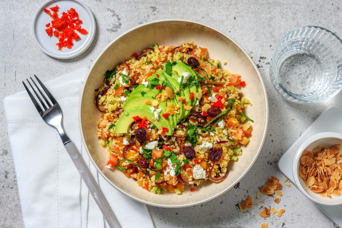 Bulgur met avocado, komkommer en cranberry's