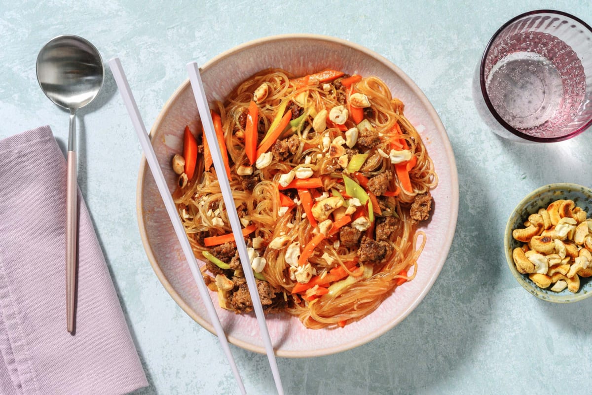 Süß-saure Glasnudelpfanne mit Hackfleisch