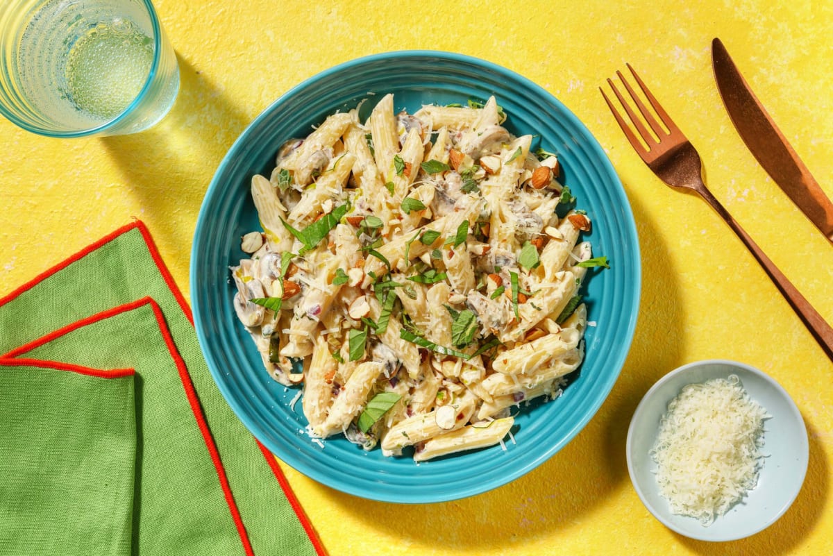 Penne met romige geitenkaassaus 