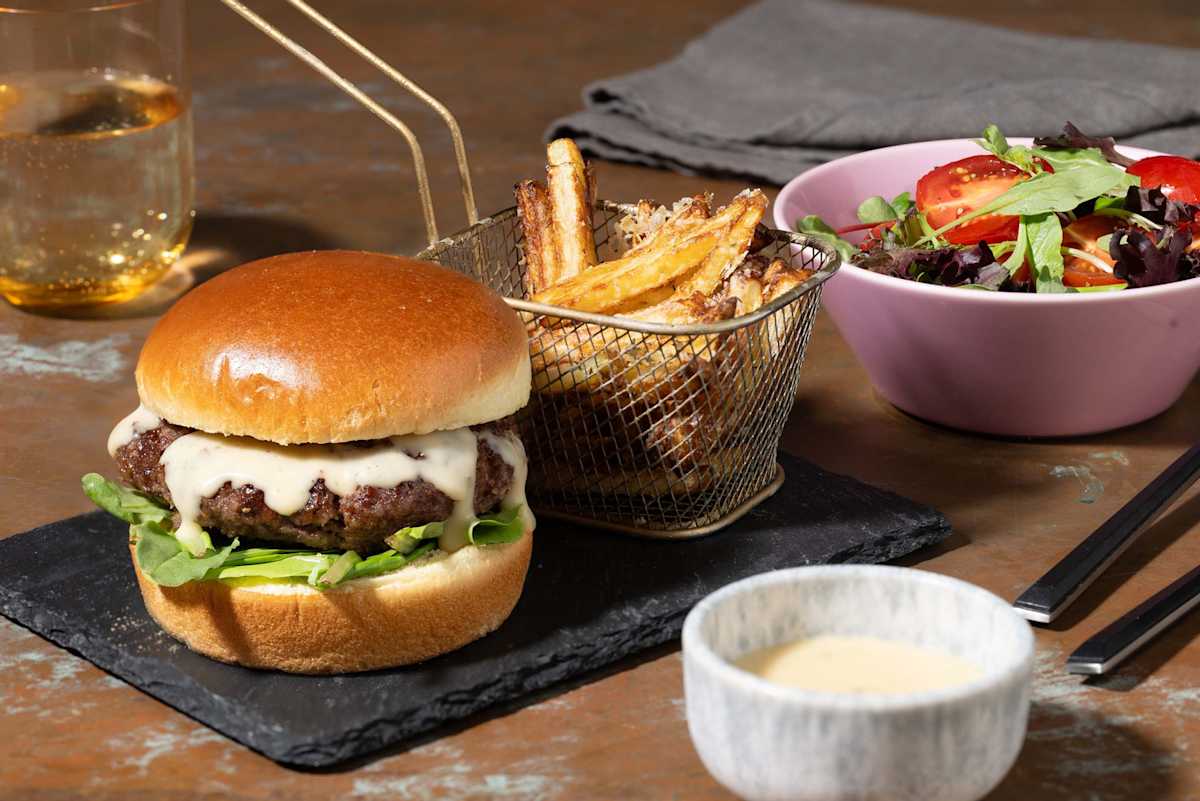 Crispy Bacon Beef Burger and Creamy Truffle Sauce
