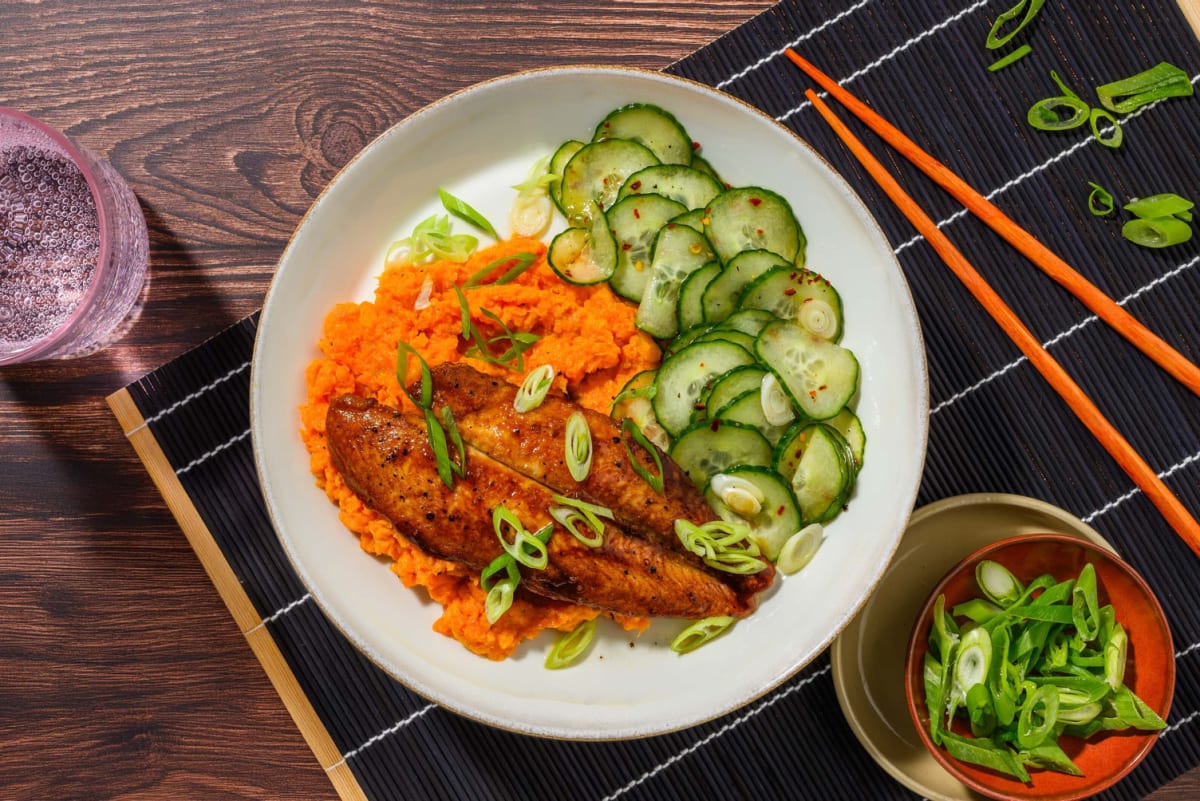 Teriyaki-Fischfilet auf Ingwer-Süßkartoffelstampf