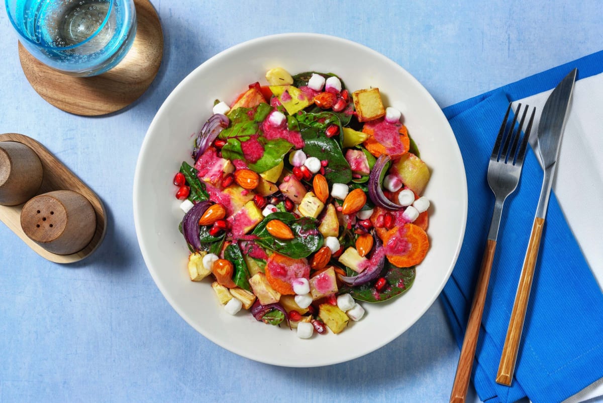 Schneeflocken aus Ziegenkäse auf Wintersalat