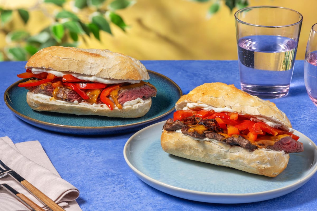 Sandwich au steak mariné et cheddar