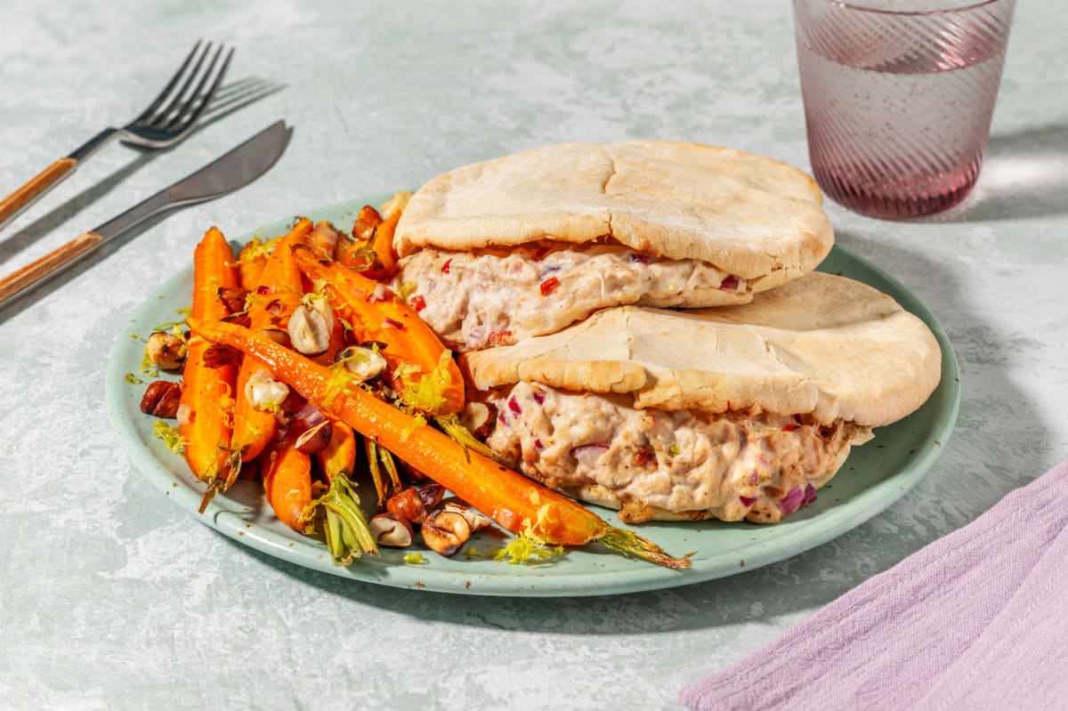 Pitabroodjes met frisse pittige tonijnsalade