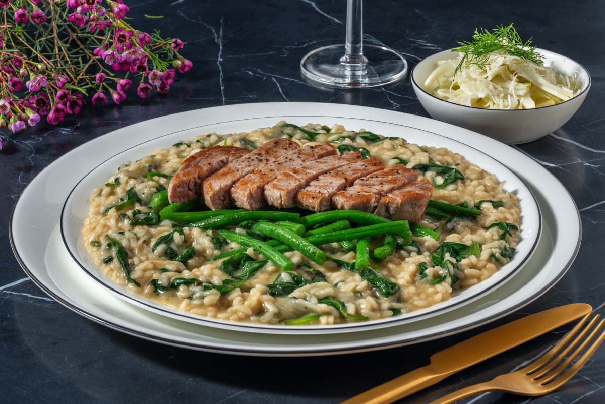 Risotto au fenouil et aux épinards avec steak de thon