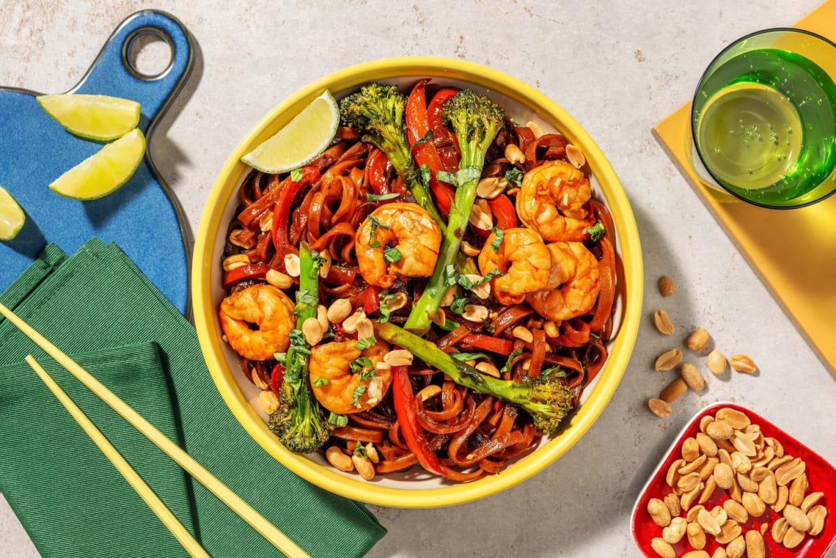 Grosses crevettes avec broccolini et nouilles de riz