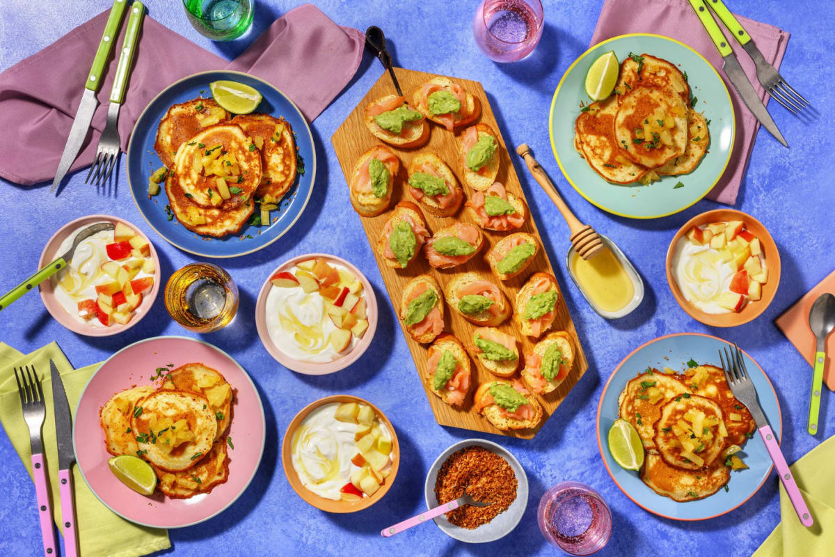 Frisk familie weekendbrunch