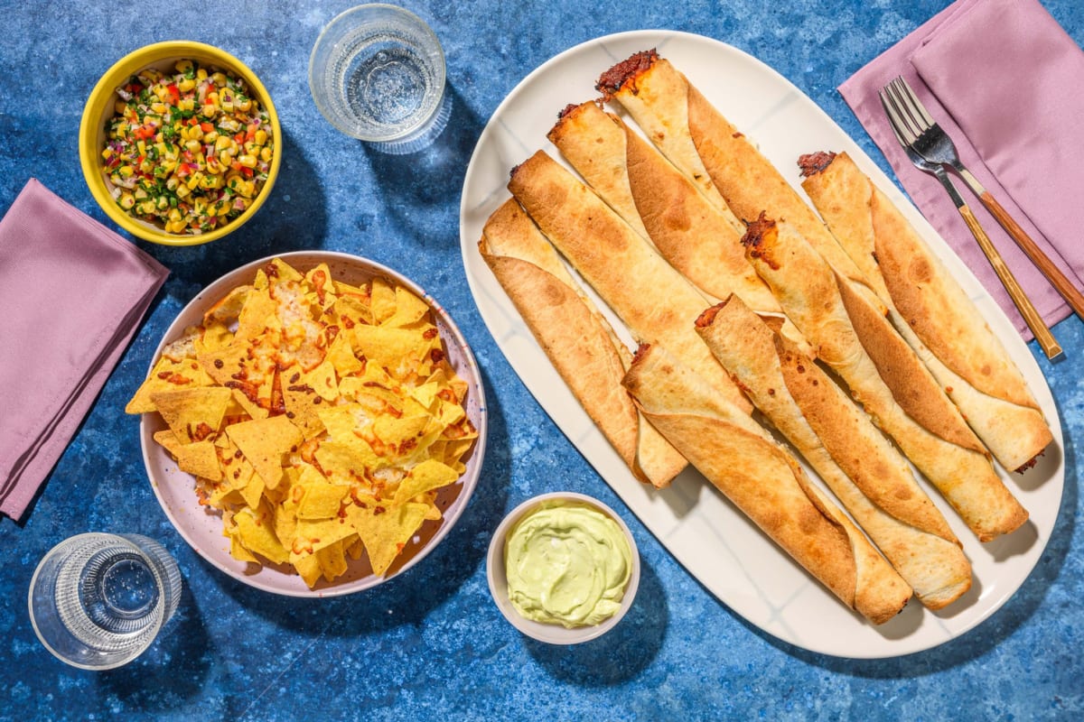 Pulled pork-taquitos og ostegratinerede nachos