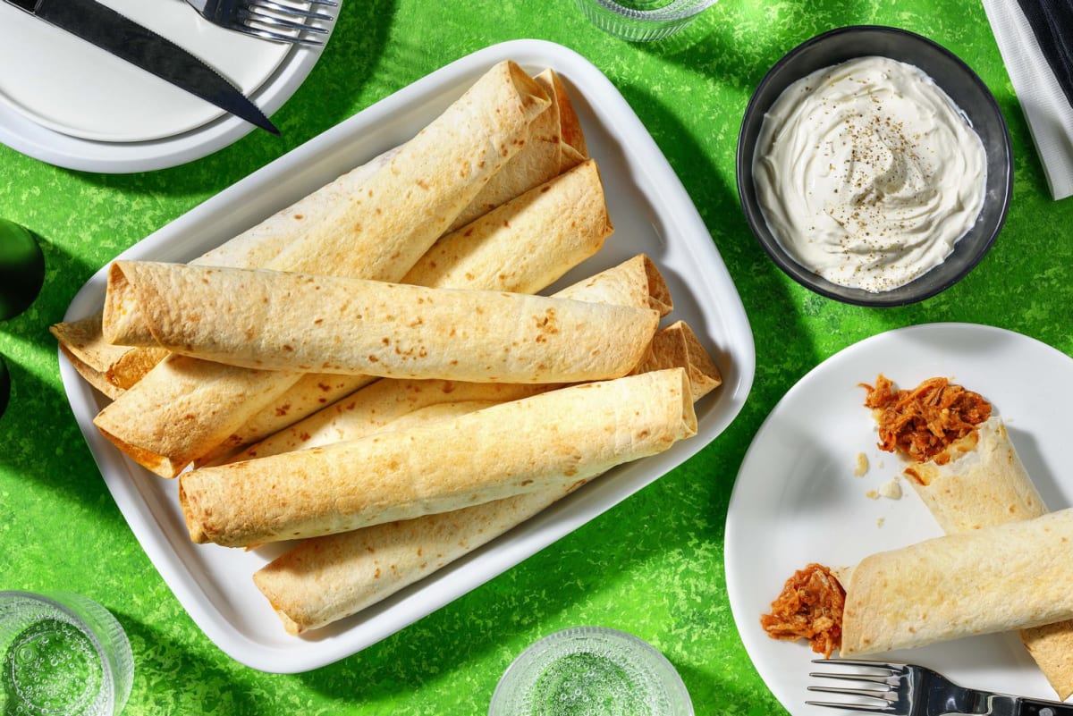 Pulled pork taquitos med enchiladasauce