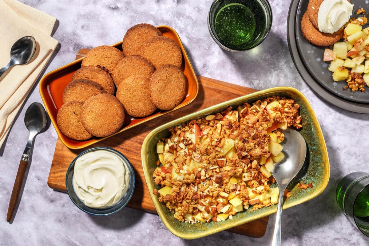 Gingerbread apple crumble
