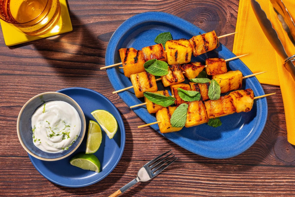 Gekaramelliseerde gegrilde ananas met verse munt
