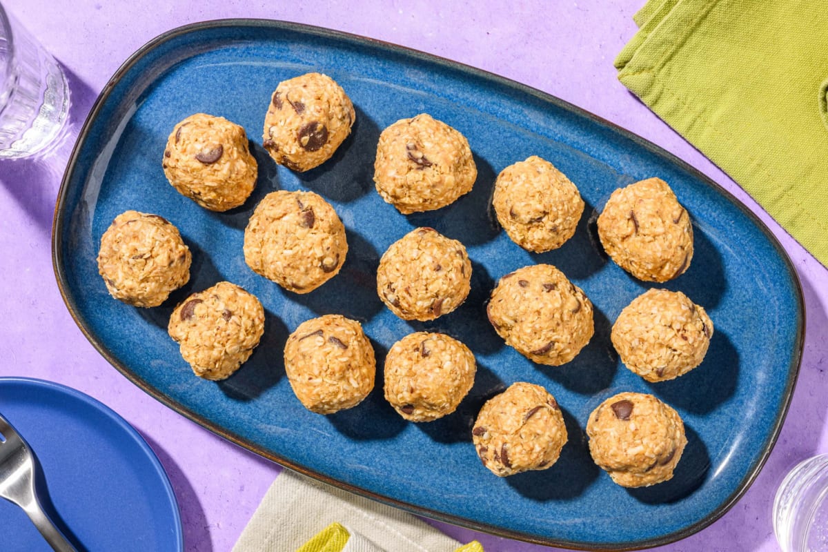 No-Bake Chewy Chocolate Chip Energy Bites