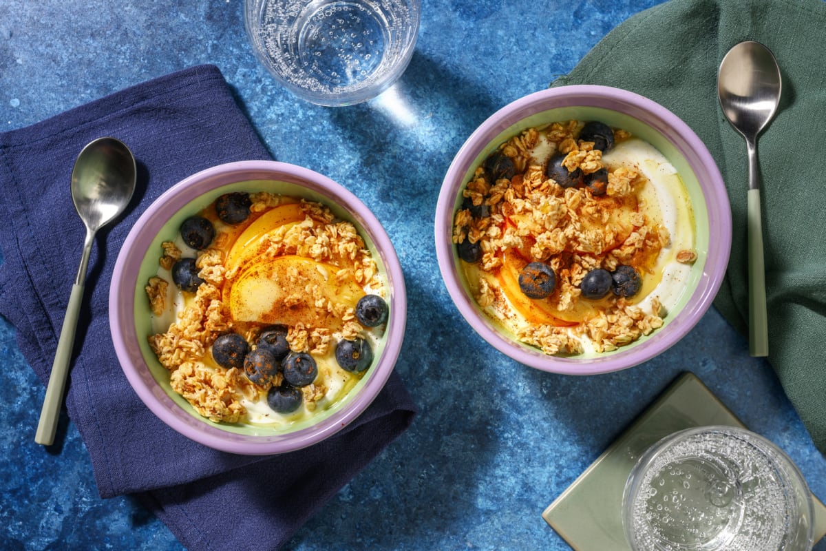 Yoghurt, Granola and Fruit Pot