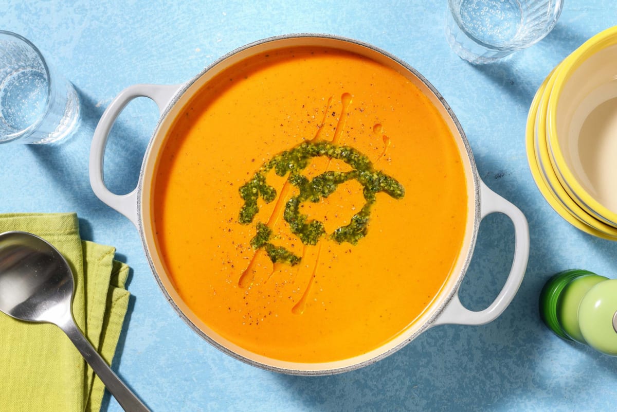 Pureersoep met wortel en cherrytomaten
