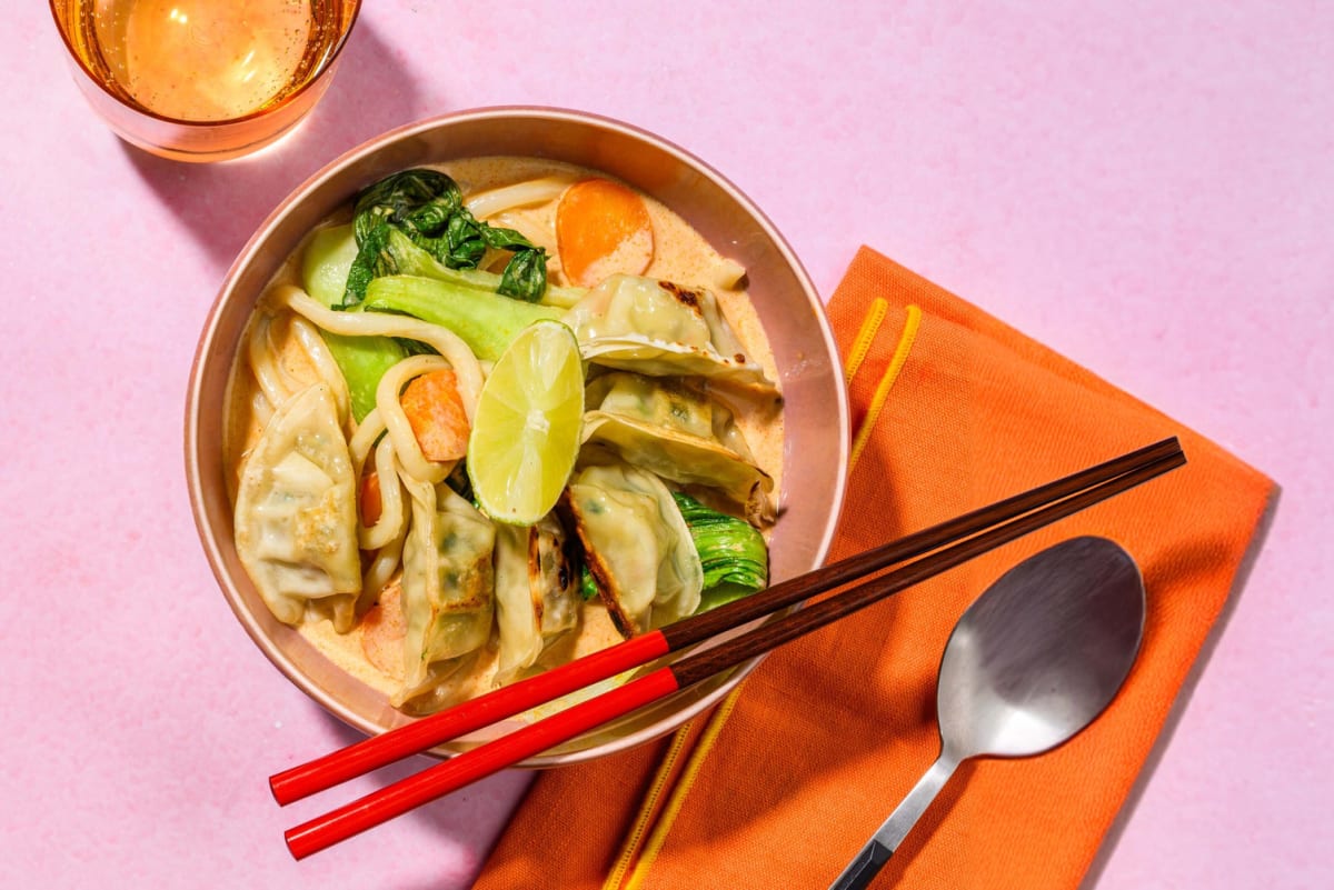 Chicken Gyoza Udon Laksa