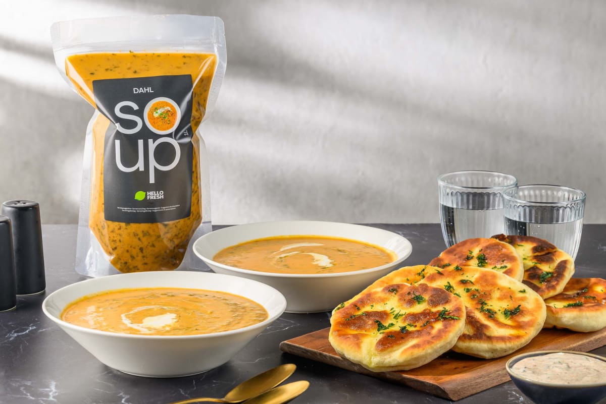 Indiase dahlsoep met zelfgemaakt naanbrood 